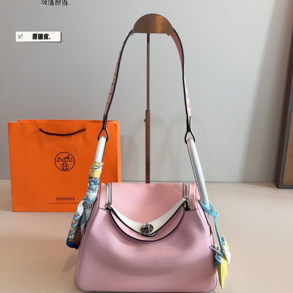 Hermes Lindy04