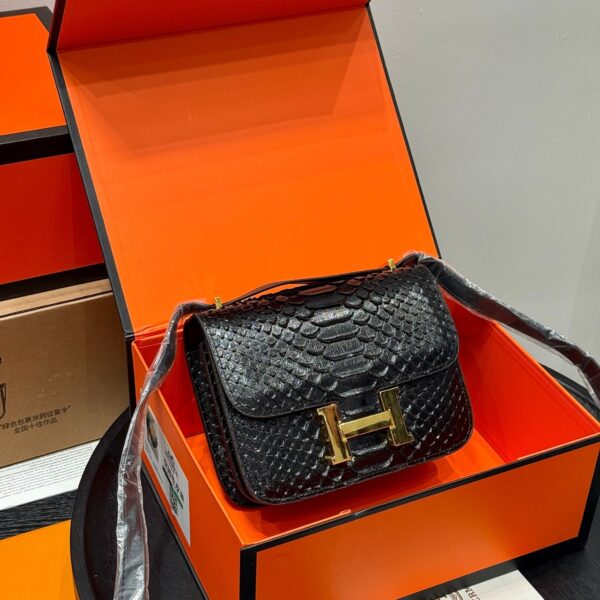 Hermes Constance14