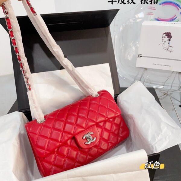 Chanel Cf