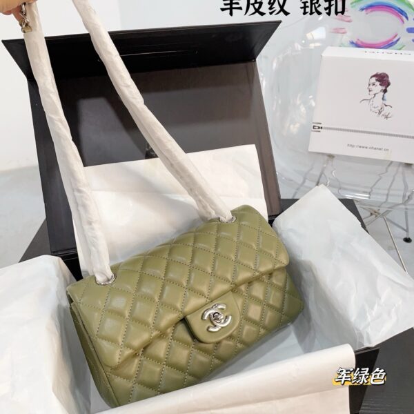 Chanel Cf