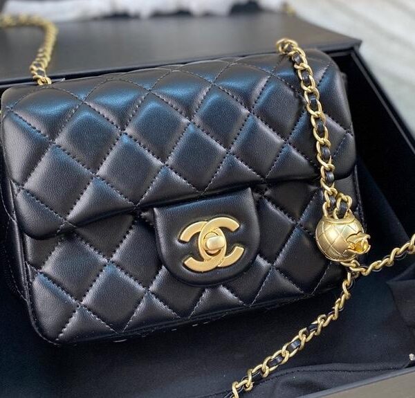 Chanel Cf